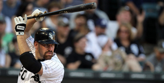 Kevin Youkilis Officially Joins Yankees – The Forward