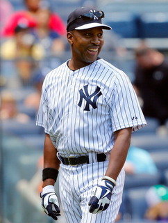 Yankees retire Bernie Williams' No. 51, his plaque unveiled in Monument  Park - Newsday