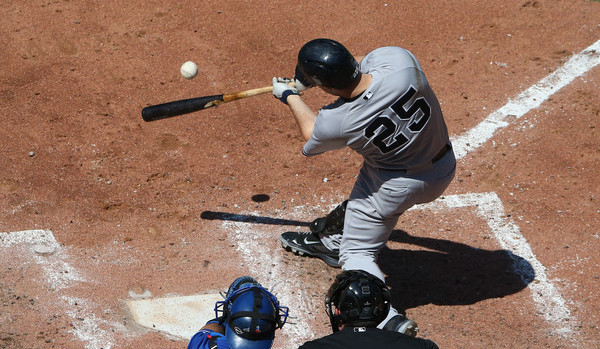 Buster Posey agrees to 1-year, $8M deal with Giants: MLB moves