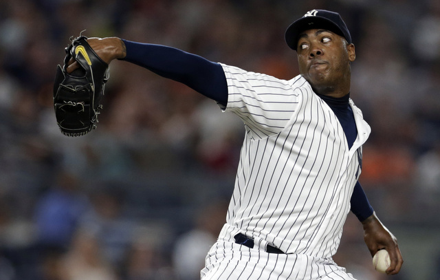 Yankees trade Aroldis Chapman to Cubs for four players 