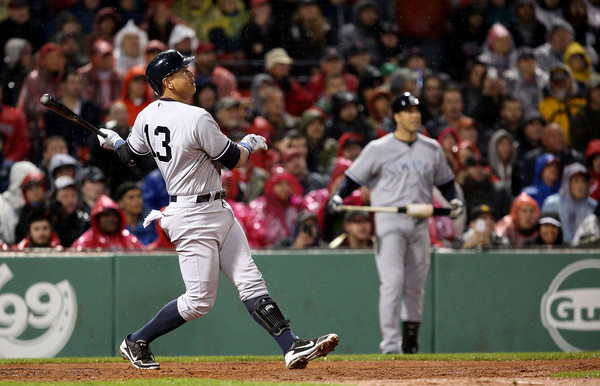 It's the last call at Fenway for retiring Yankee Mark Teixeira