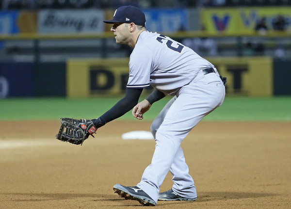 Catcher at first base. (Jonathan Daniel/Getty)